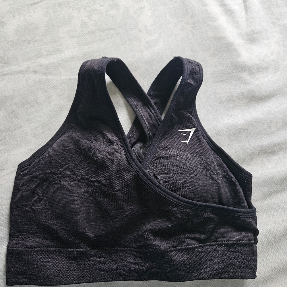 Gymshark Black Cross-Back Sports Bra
